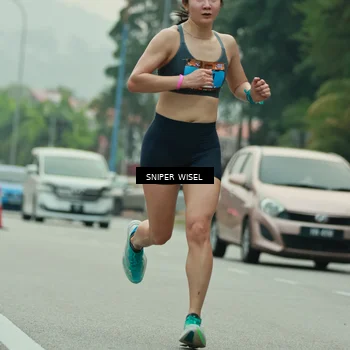 Runner Photo 7046284