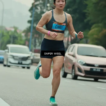 Runner Photo 7046286