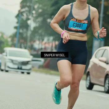 Runner Photo 7046306