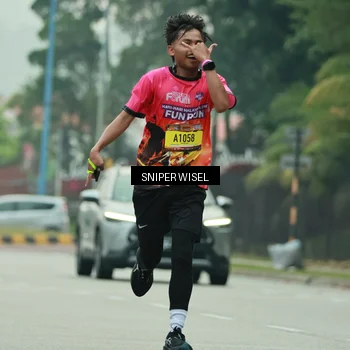 Runner Photo 7046315