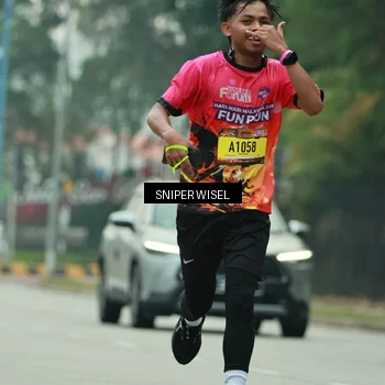 Runner Photo 7046330