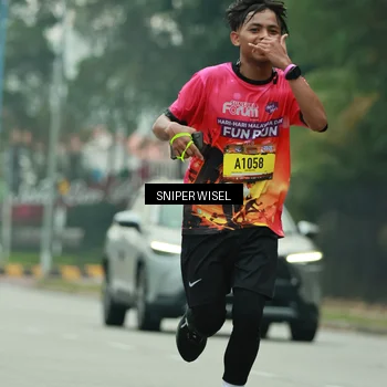 Runner Photo 7046332