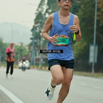 Runner Photo 7046372
