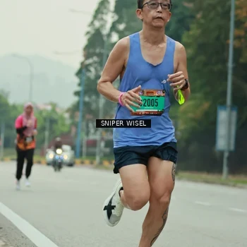 Runner Photo 7046376