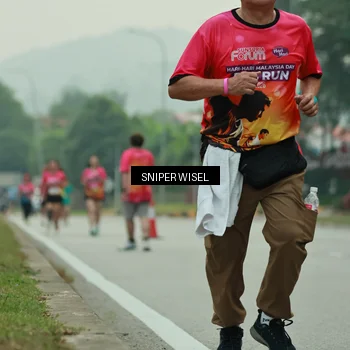 Runner Photo 7046432