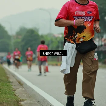 Runner Photo 7046433