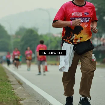 Runner Photo 7046435