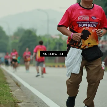 Runner Photo 7046438