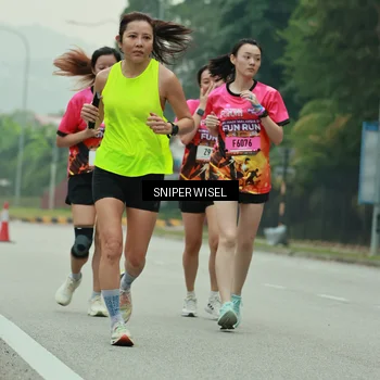 Runner Photo 7046445