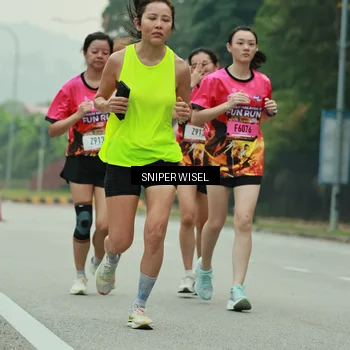 Runner Photo 7046447