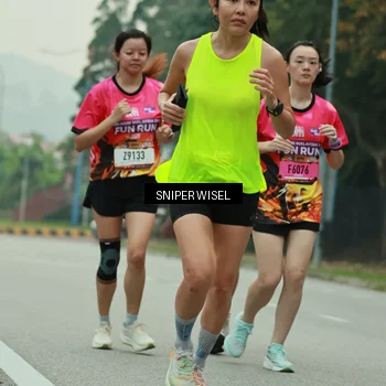Runner Photo 7046451
