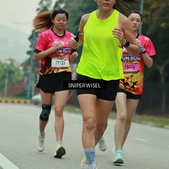 Runner Photo 7046453