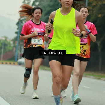 Runner Photo 7046456