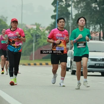 Runner Photo 7046464