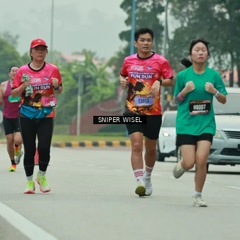 Runner Photo 7046473