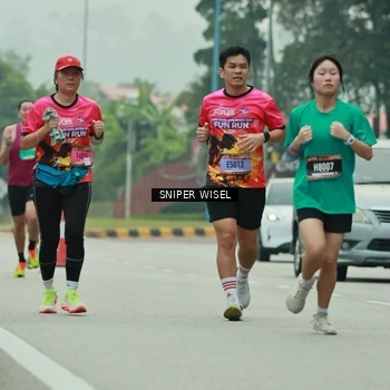 Runner Photo 7046477