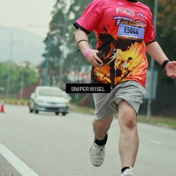 Runner Photo 7046503
