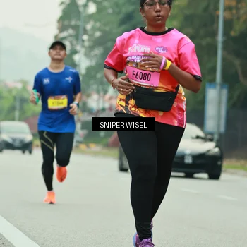 Runner Photo 7046541