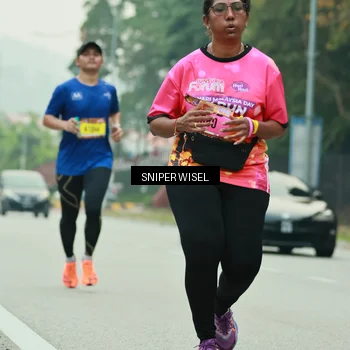 Runner Photo 7046546
