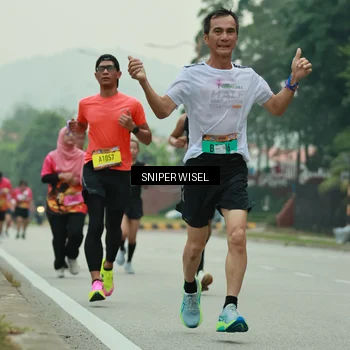 Runner Photo 7046578