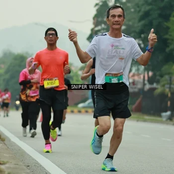 Runner Photo 7046582