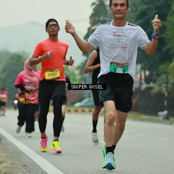 Runner Photo 7046586