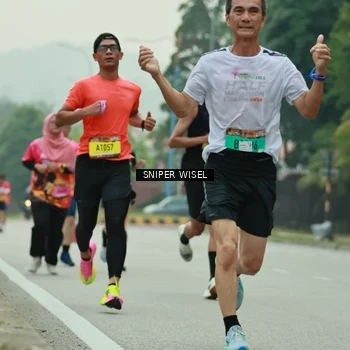 Runner Photo 7046587