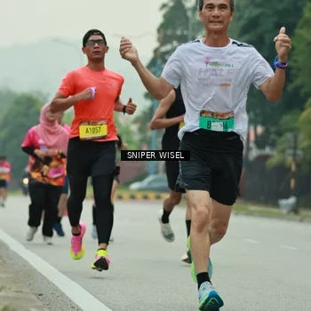 Runner Photo 7046589