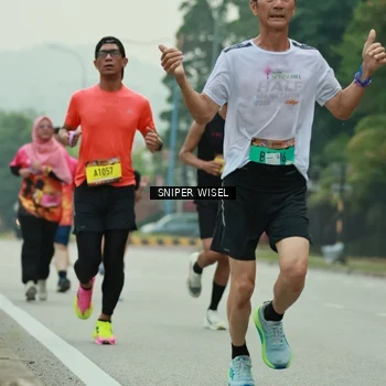 Runner Photo 7046592