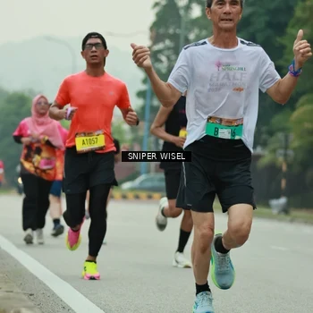 Runner Photo 7046593