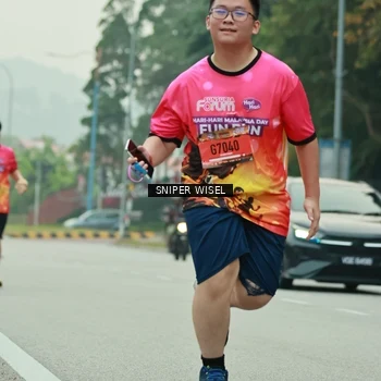 Runner Photo 7046621