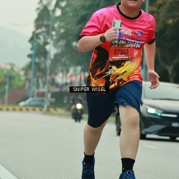 Runner Photo 7046626