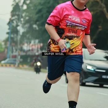 Runner Photo 7046631