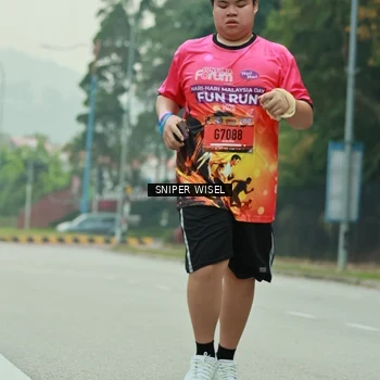 Runner Photo 7046639