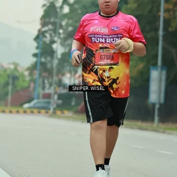 Runner Photo 7046645