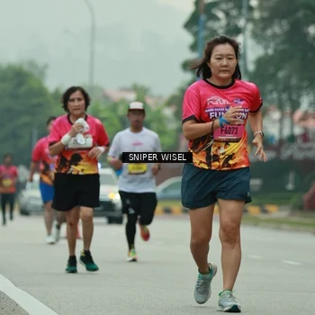 Runner Photo 7046656