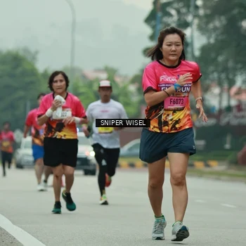 Runner Photo 7046661