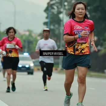 Runner Photo 7046668