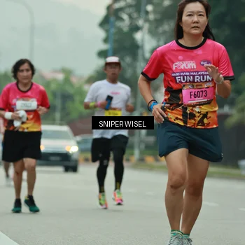 Runner Photo 7046673