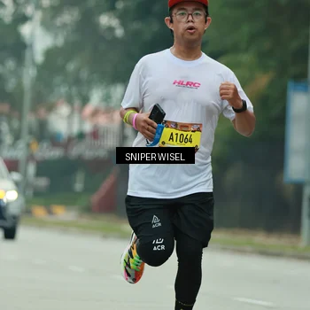 Runner Photo 7046678