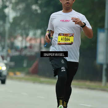 Runner Photo 7046685