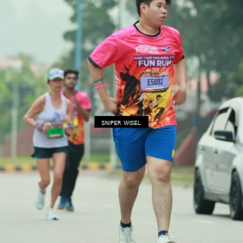 Runner Photo 7046706