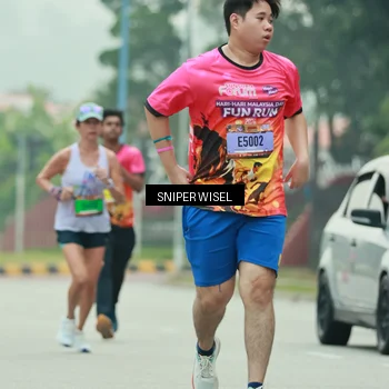 Runner Photo 7046711