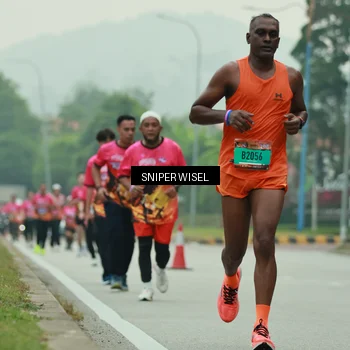Runner Photo 7046729
