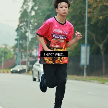 Runner Photo 7046753