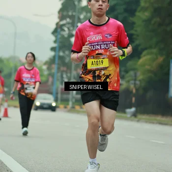 Runner Photo 7046766