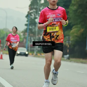 Runner Photo 7046769