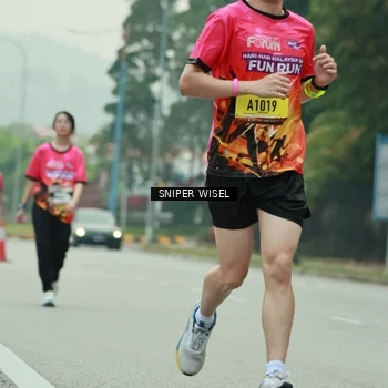 Runner Photo 7046770