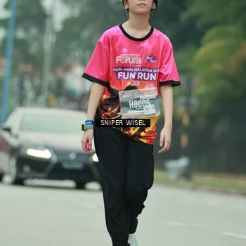 Runner Photo 7046782