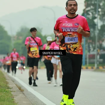 Runner Photo 7046794